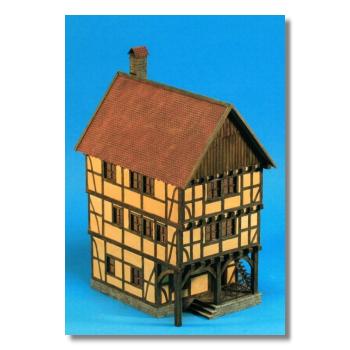 Green-Line: GL-GEB-011 City House with store III, 1:72