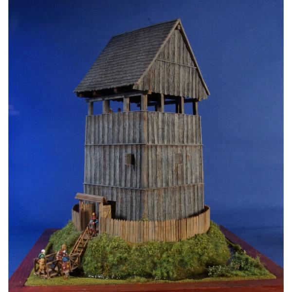 Green-Line: GL-QK-004 Medieval  wooden Motte, 1:72