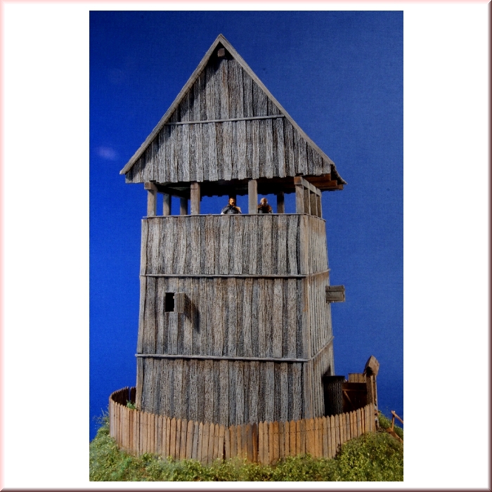 Green-Line: GL-QK-004 Medieval  wooden Motte, 1:72